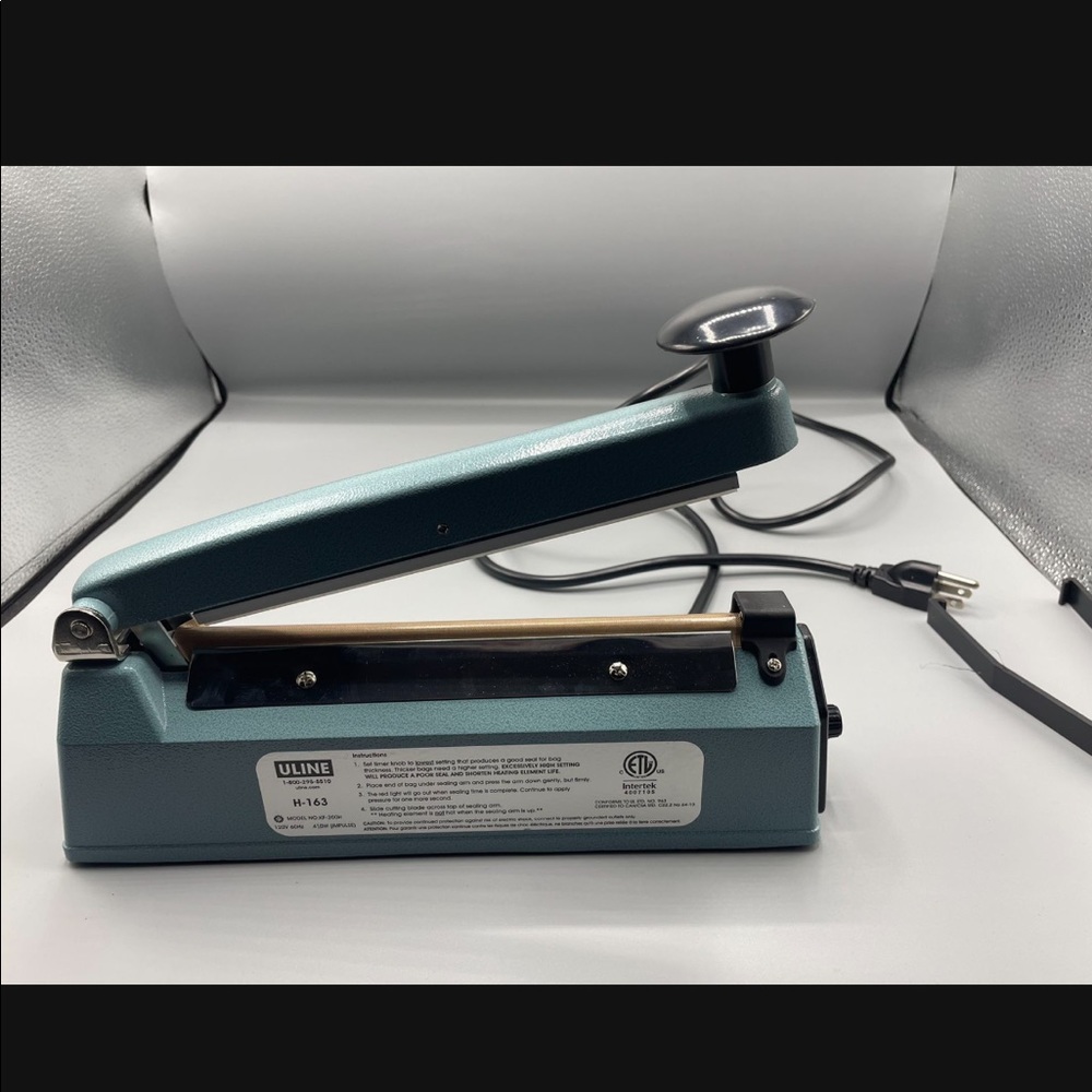 Tabletop Impulse Sealer - 8"